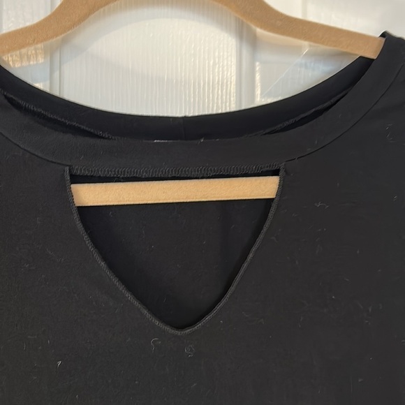 LNA Black long sleeve front keyhole shirt size S - Picture 2 of 4